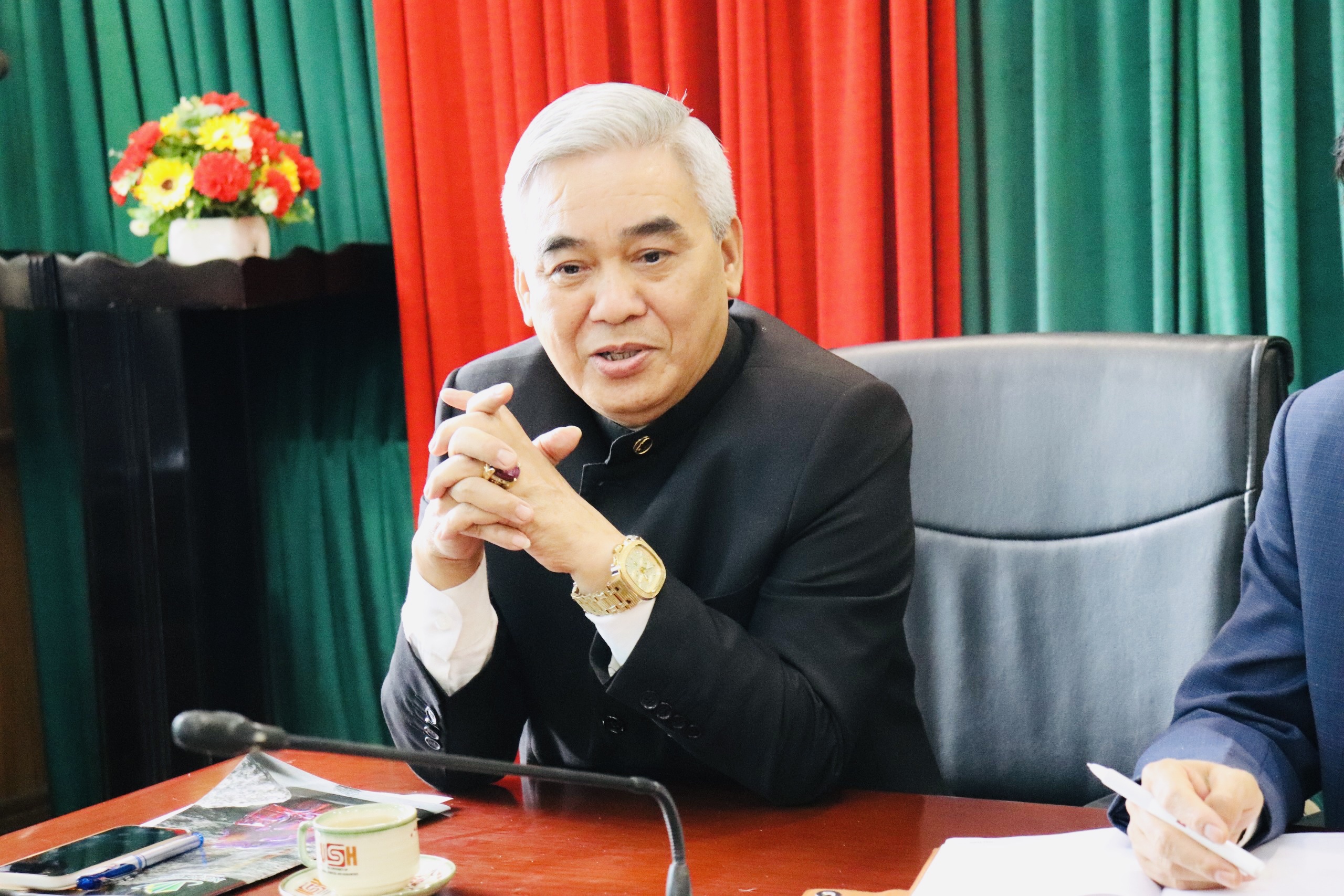 https://indochina247.com/