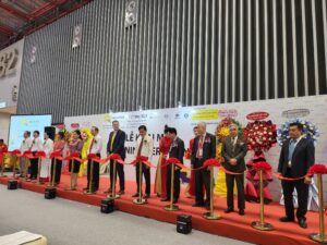 HỘI THẢO “CHUYỂN ĐỔI CƠ CẤU CÂY TRỒNG VÀ CHUYỂN ĐỔI SỐ TRONG NÔNG NGHIỆP – MỘT SỐ VẤN ĐỀ VÀ GIẢI PHÁP” HỘI THẢO “CHUYỂN ĐỔI CƠ CẤU CÂY TRỒNG VÀ CHUYỂN ĐỔI SỐ TRONG NÔNG NGHIỆP – MỘT SỐ VẤN ĐỀ VÀ GIẢI PHÁP”
