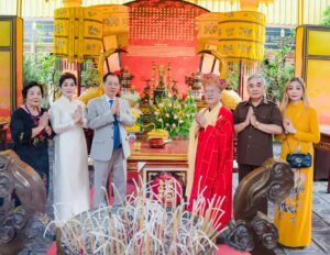 Lễ dâng hương kính trình 52 vị vua nhân dịp Quốc khánh