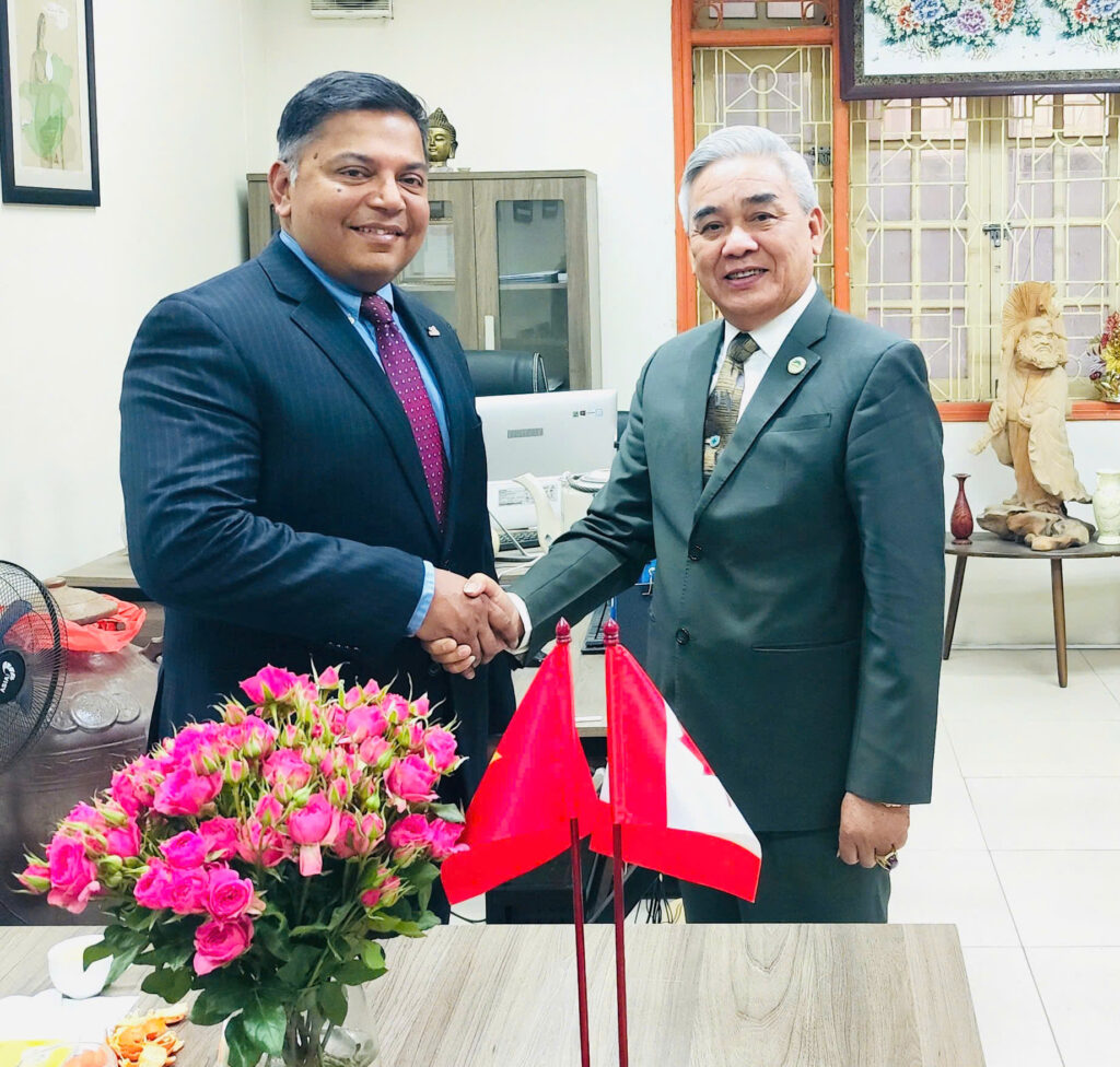 Hoạt động hợp tác quốc tế giữa Varisme và TFO Canada